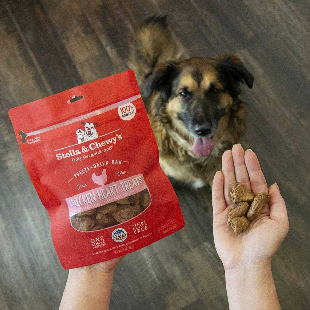 Chicken Hearts Freeze-Dried Dog Treats Y9414