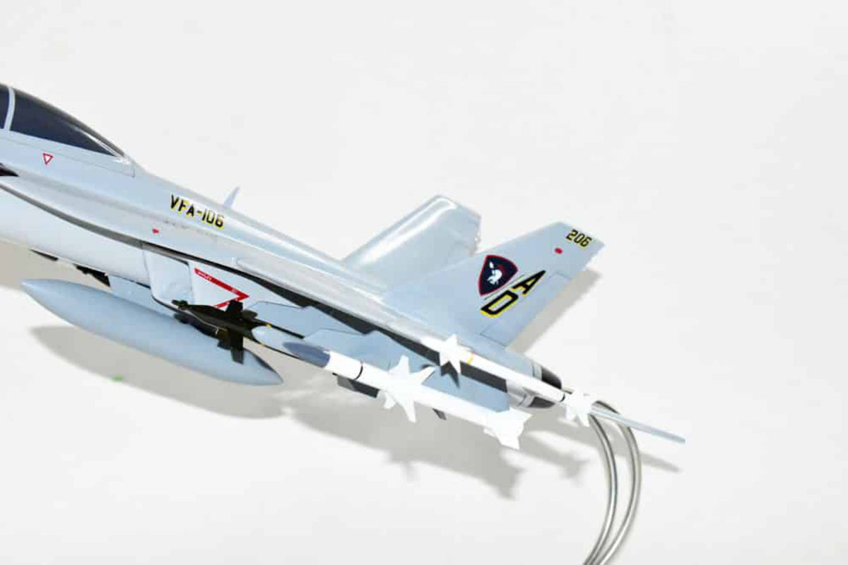 Mahogany F/A-18F Model P572690