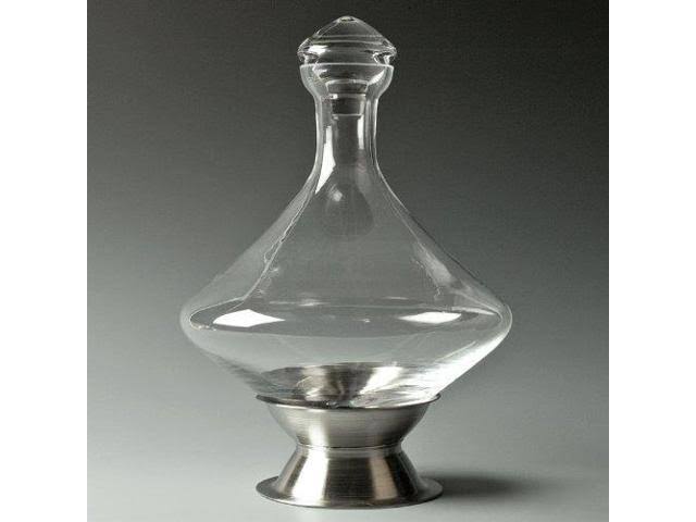 Wine Decanter with Stainless Steel Base P738555