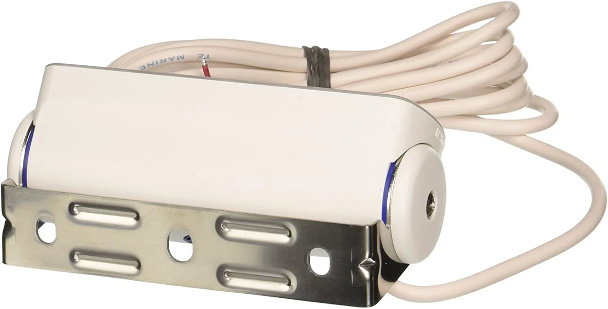 LED Deck Light with Spot Beam Pattern and White Housing L716
