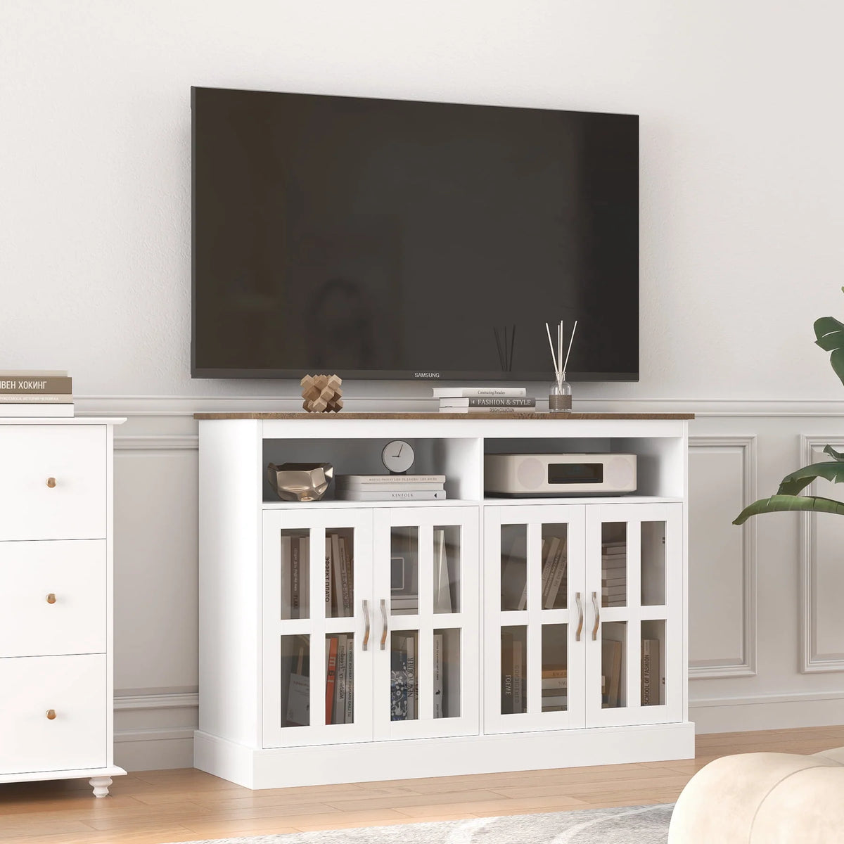 White Sideboard with Glass Doors O7433