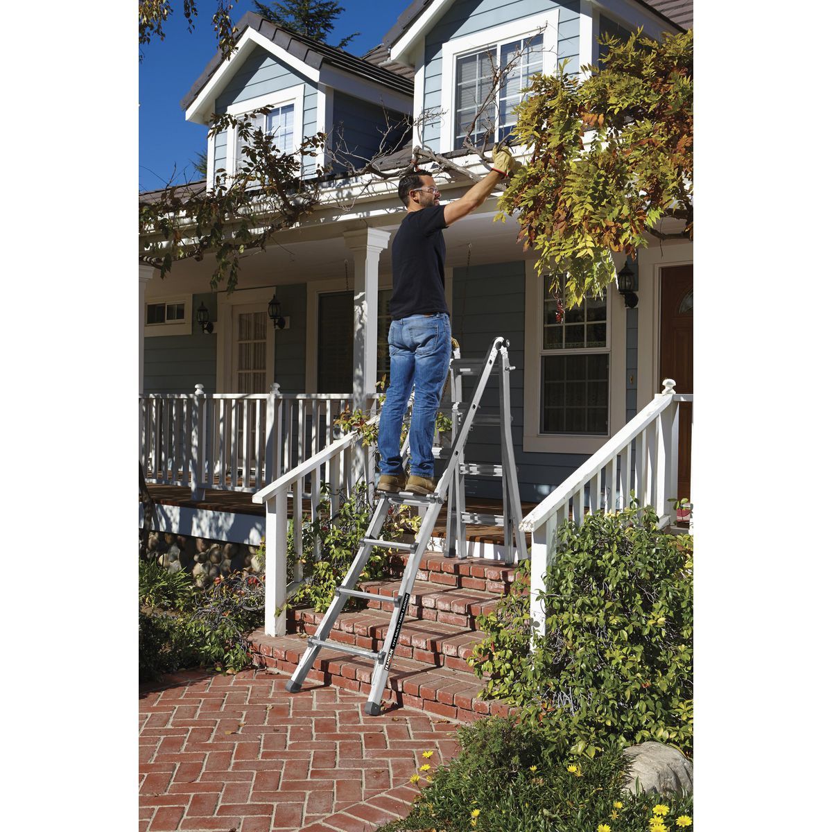 17 ft. Reach Type IA 300 lb. Multi-Task Ladder J223