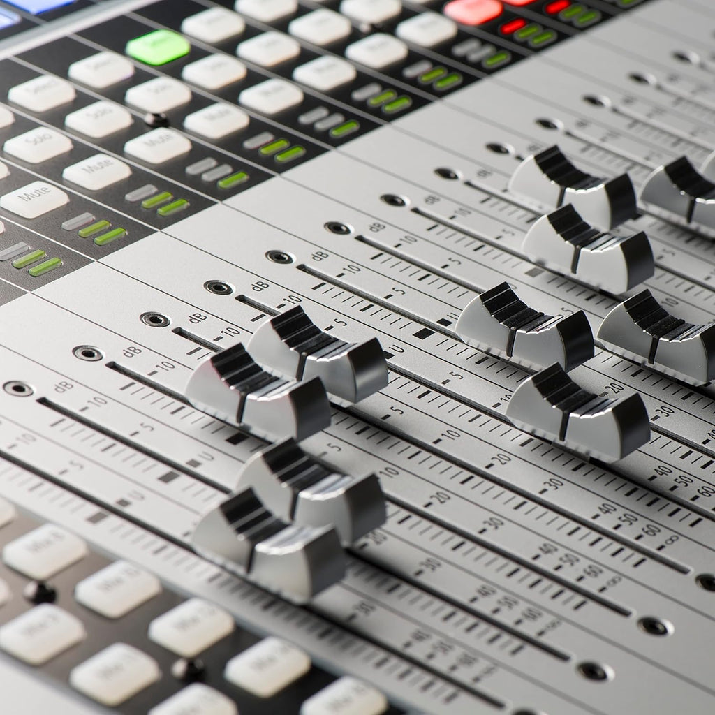 32-channel digital mixer with AVB networking L1515