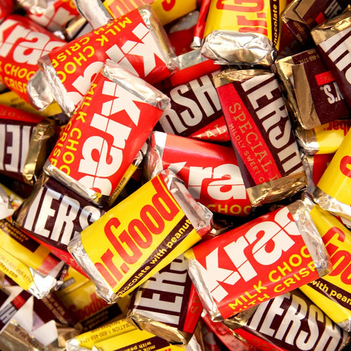 131 Pcs Birthday Candy Party Favors 1.65 lbs X7839