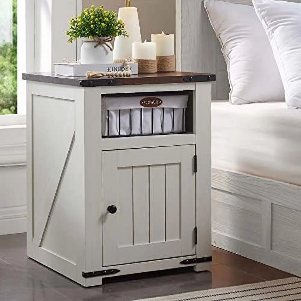 20" Farmhouse End Table with Charging Station R497915