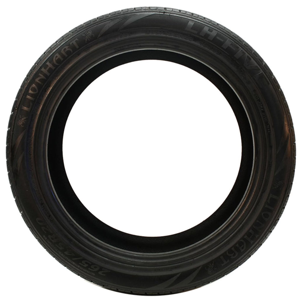 All Season 225/40ZR19 93W XL Passenger Tire W828