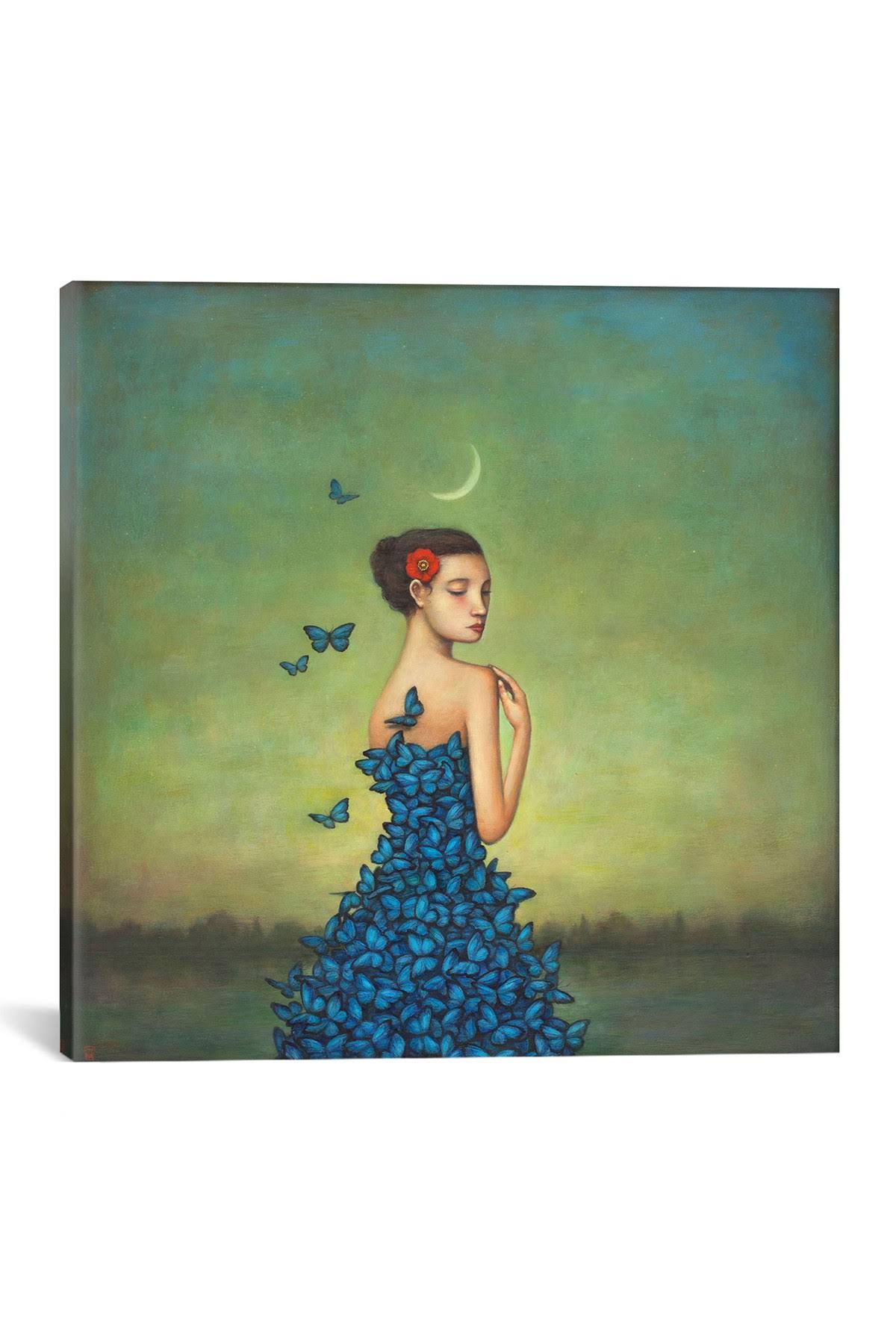 Metamorphosis in Blue R136865