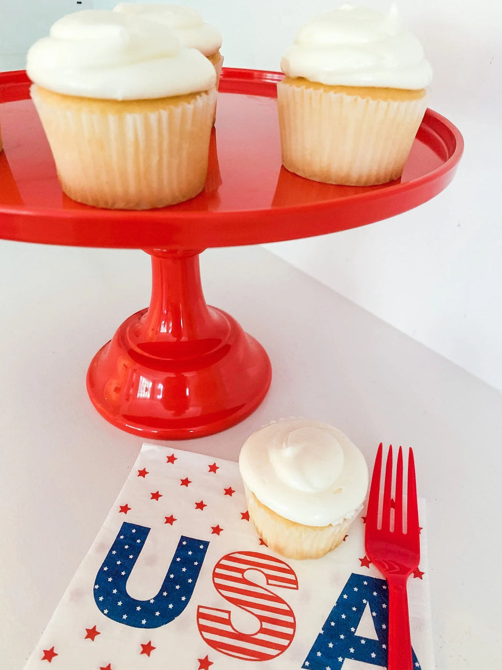 Pedestal Cake Stand H3624