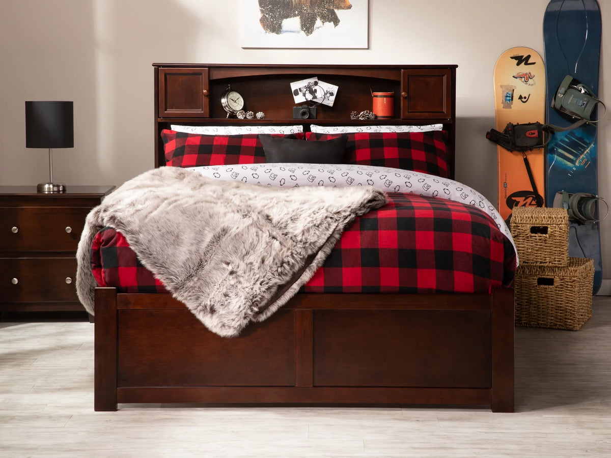 Full Solid Wood Platform Bed with Footboard & Trundle in Walnut D377248