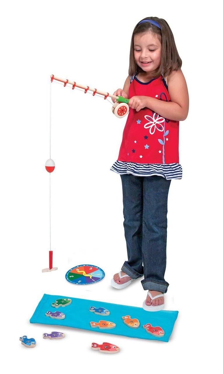 Wooden Fishing Game with 2 Magnetic Rods W749178